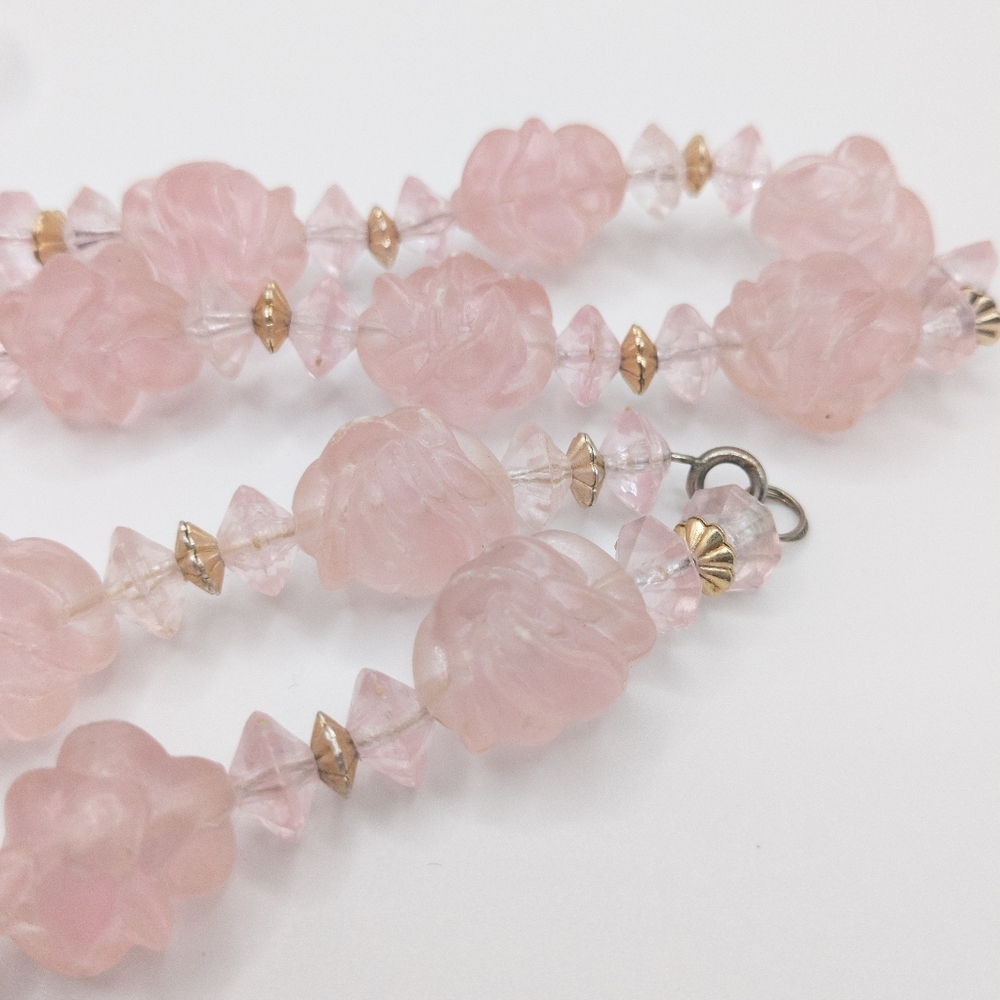 Retro Necklace, Earrings, and Brooch In Beautiful Pastel Pink Feminine Cottage - Picture 3 of 5